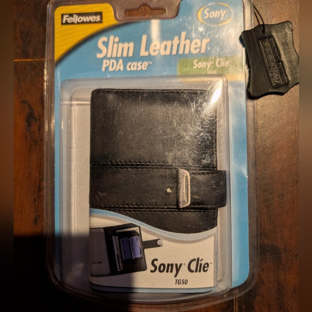 🦋 Sony Black Slim Leather PDA Case
